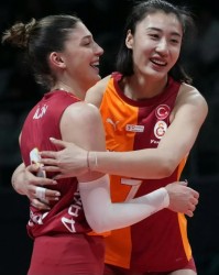 kaiyun-8拦封神！王媛媛化身土超拦网天幕炸场，球迷怒喊签终身|加拉塔萨雷|排位赛|中国女排|比赛|副攻_新浪体育_新浪新闻